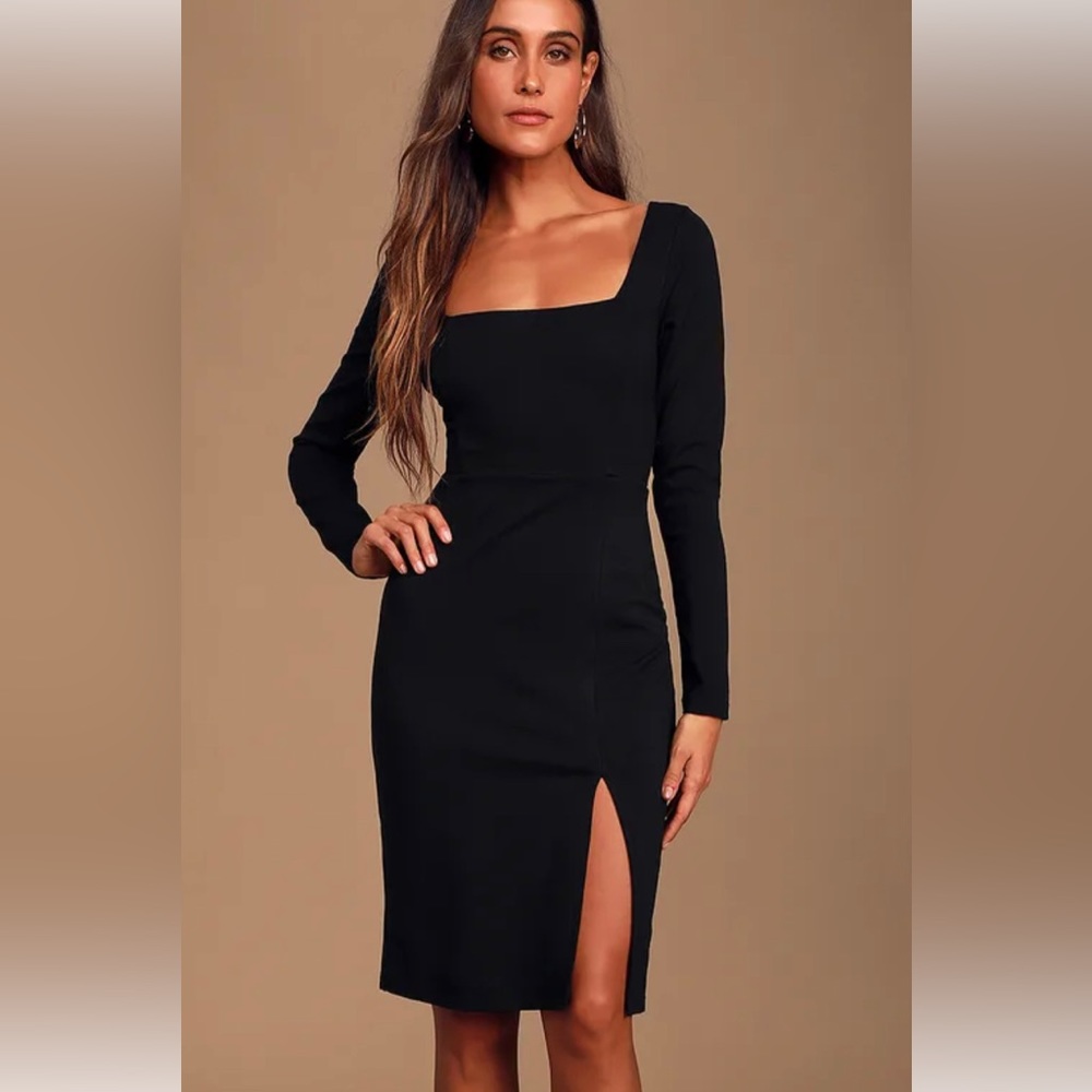 Long sleeve square neck black dress